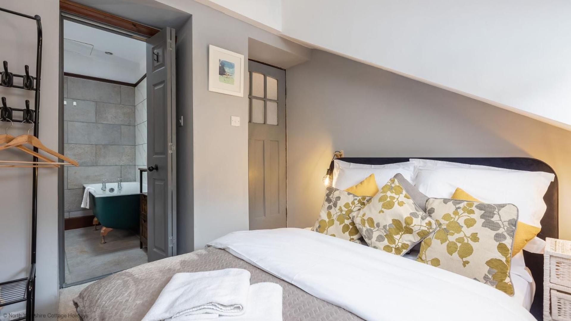 Stone Cottage In Picturesque North Yorkshire Village - Bull Dog Cottage Ampleforth ภายนอก รูปภาพ